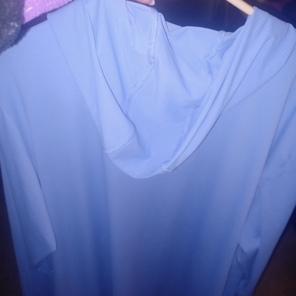 Light Blue Hooded Robe - Picture 3 of 4